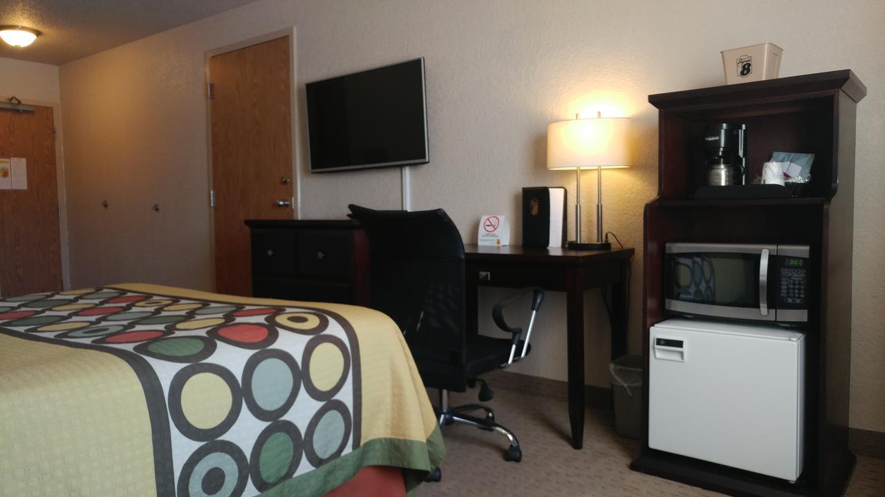 Homestay Express Airdrie Exteriör bild