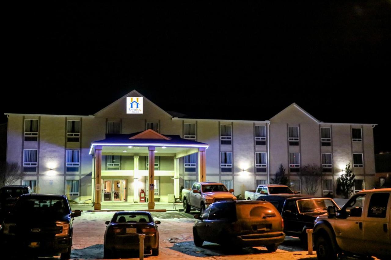 Homestay Express Airdrie Exteriör bild